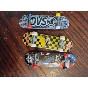 Tech Deck lot of 16 mini skateboards